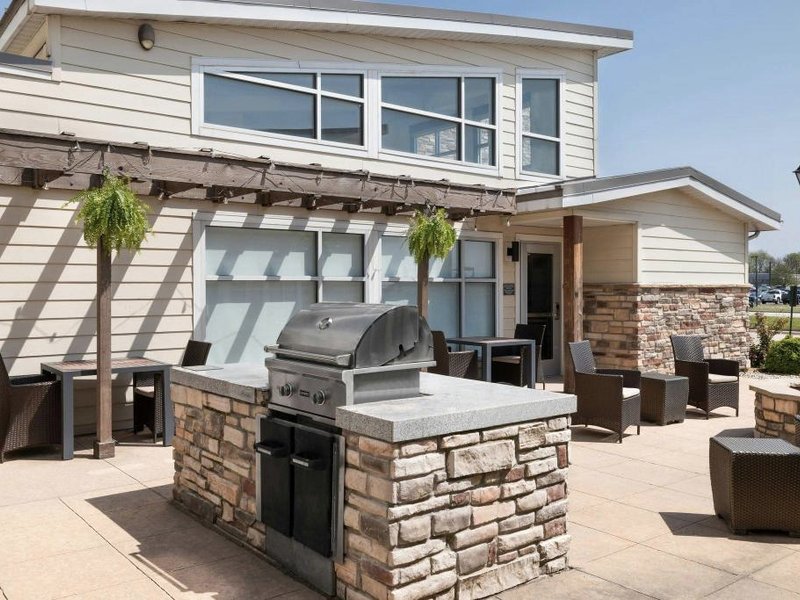 レジデンス イン シャンペーン (Residence Inn Champaign)の写真