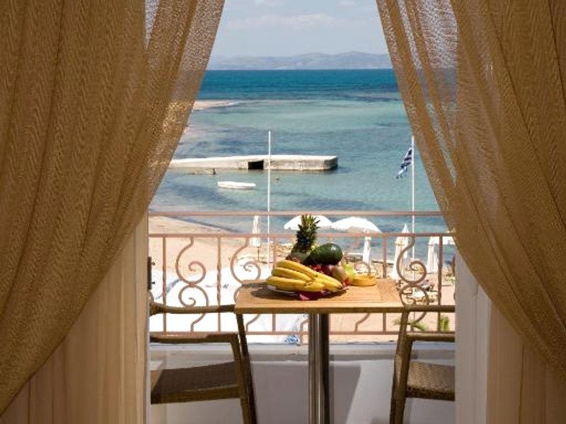 Oasis Beach Hotelの写真