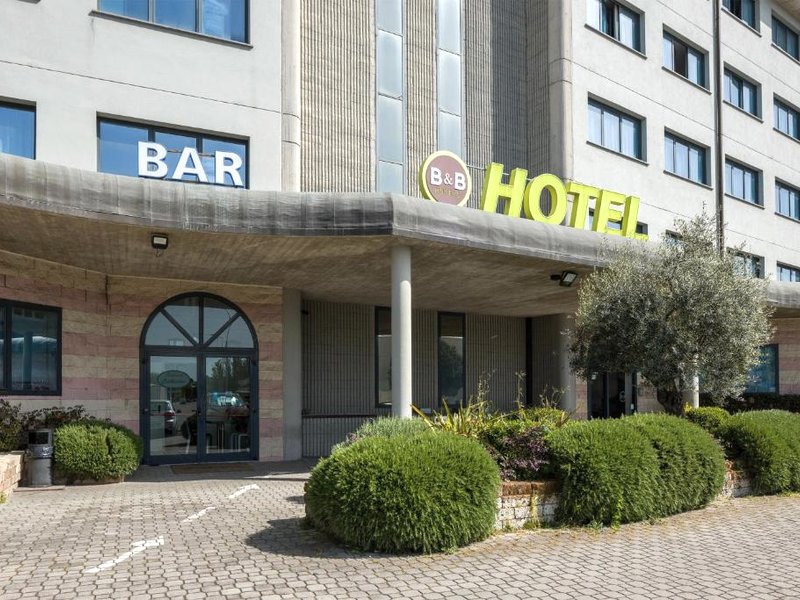 B&B ホテル ボローニャ (B&B Hotel Bologna)の写真