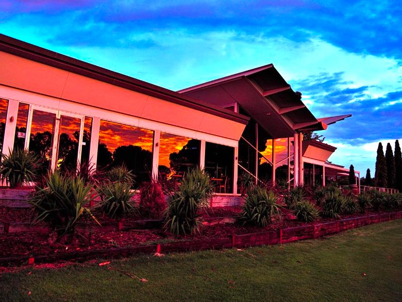 レンマーク リゾート (Renmark Resort)の写真