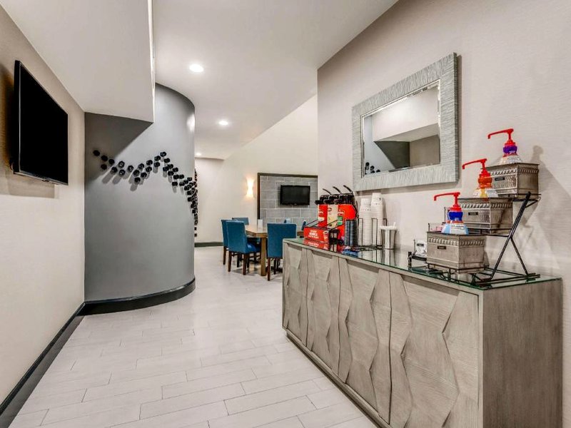 Best Western Huntsville Inn and Suitesの写真