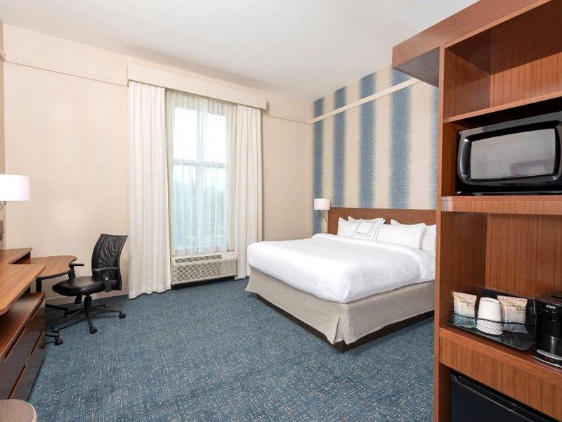 フェアフィールド イン&スイーツ インディアナポリス カーメル (Fairfield Inn & Suites Indianapolis Carmel)の写真