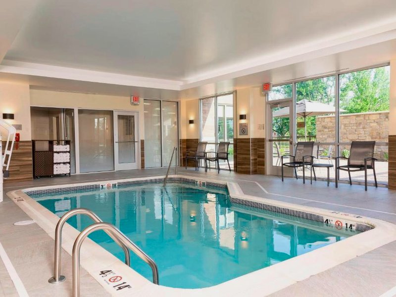 フェアフィールド イン&スイーツ インディアナポリス カーメル (Fairfield Inn & Suites Indianapolis Carmel)の写真