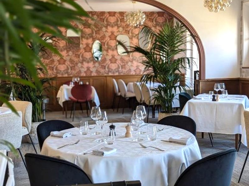 Hotel du Saumon, Verneuil sur Avreの写真