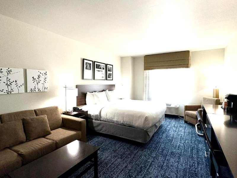 Sleep Inn & Suites Fort Scottの写真