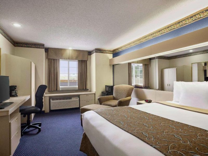 トラベロッジ フォート スコット (Travelodge by Wyndham Fort Scott)の写真