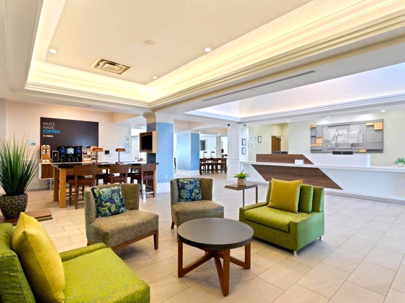 Holiday Inn Express Hauppauge-Long Island By IHGの写真