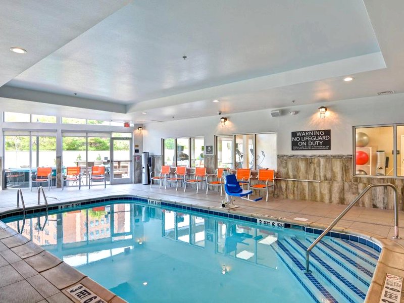 コートヤード ロング アイランド イスリップ コートハウス コンプレックス (Courtyard Long Island Islip/Courthouse Complex)の写真