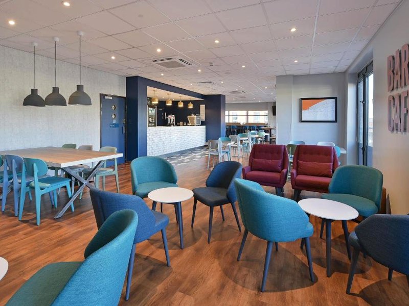 トラベロッジ カンバーリー セントラル (Travelodge Camberley Central)の写真