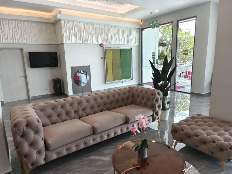 ホテル ゴールデン ビュー ニライ (Hotel Golden View Nilai)の写真