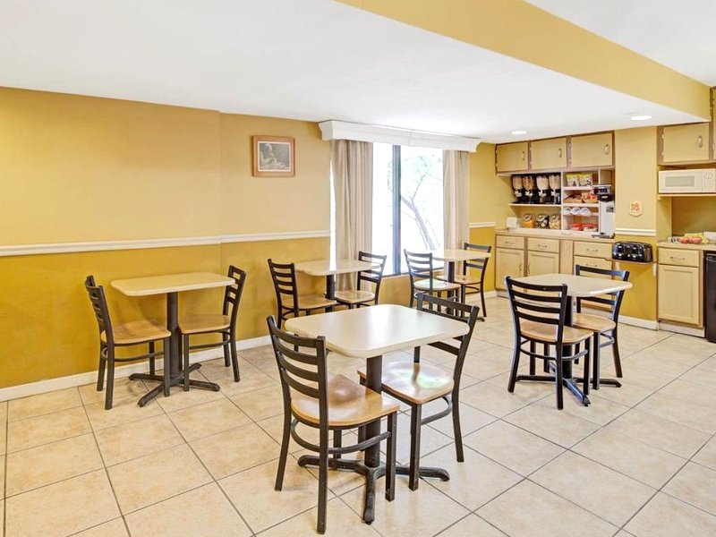 マイクロテル イン&スイーツ バイ ウインダム コーネリアス レイク ノーマン (Microtel Inn & Suites by Wyndham Cornelius/Lake Norman)の写真