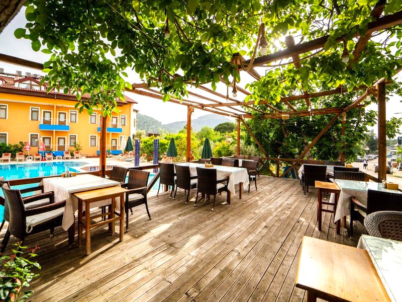 Suzanne Hotel & Restaurant の写真