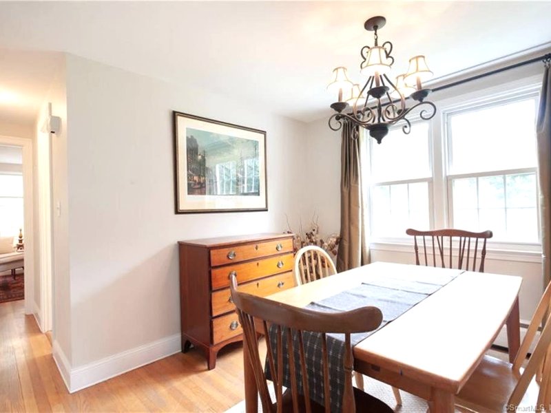Delightful 4-bed, 2-bath home!の写真