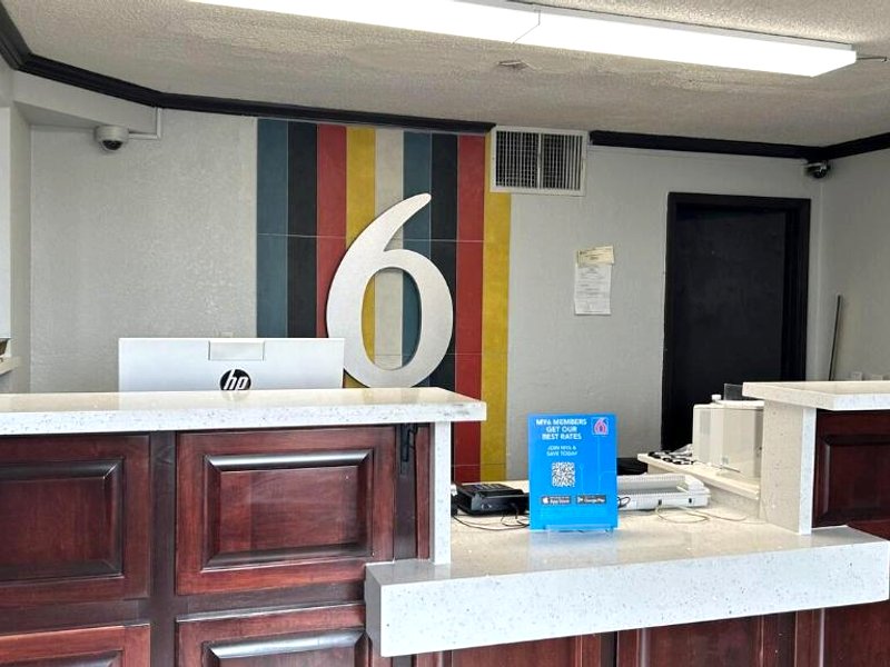 Studio 6 Hammond, LA – I12 – I55の写真