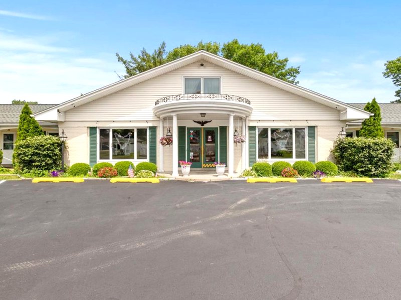 グラス ハウス イン エリー (Glass House Inn Erie)の写真