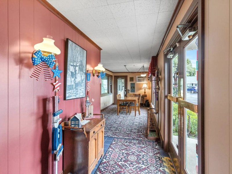 グラス ハウス イン エリー (Glass House Inn Erie)の写真