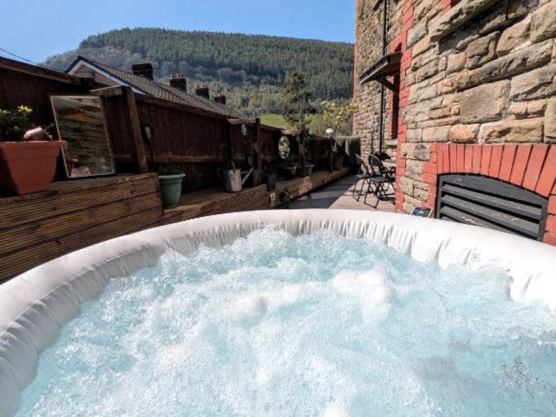Cwmcarn Hotel & Bunkhouseの写真