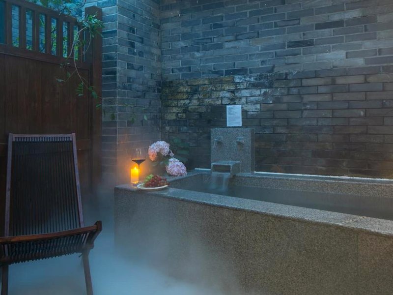 Mount Emei Heyuan Serene Residence Hot Spring Hotelの写真