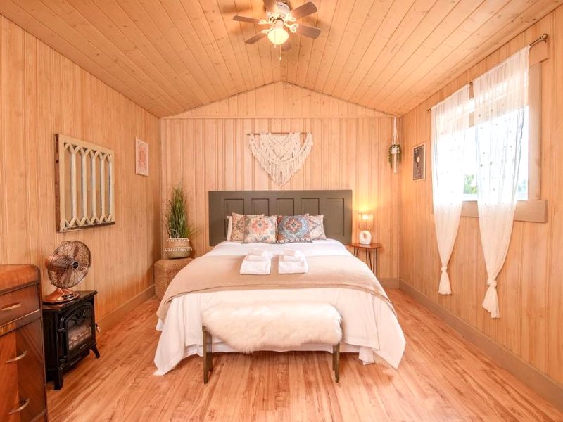 Prairie Junction Rustic Cabins Stettlerの写真