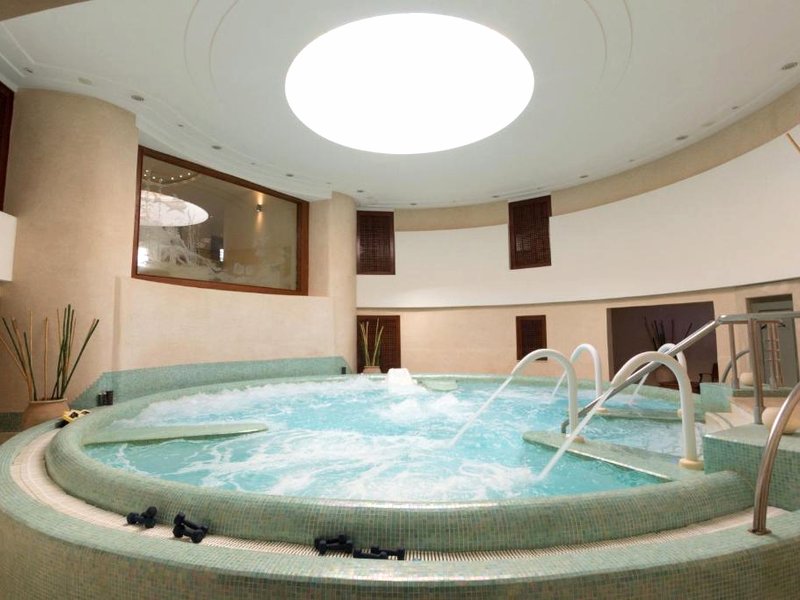 Amphitrite Beach Resort & Convention Centreの写真
