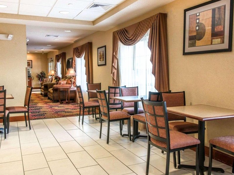 Quality Inn Near Interstate I94の写真