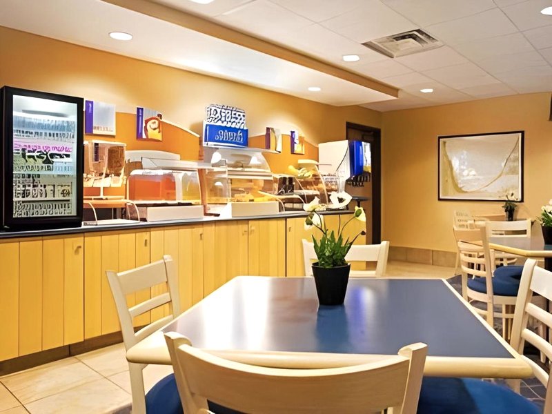Holiday Inn Express & Suites New Buffalo, MI By IHGの写真