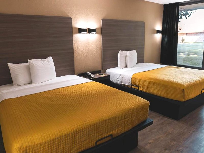 Express Inn & Suitesの写真