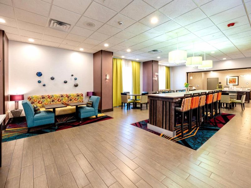 Flag Point Inn & Suites Prattの写真