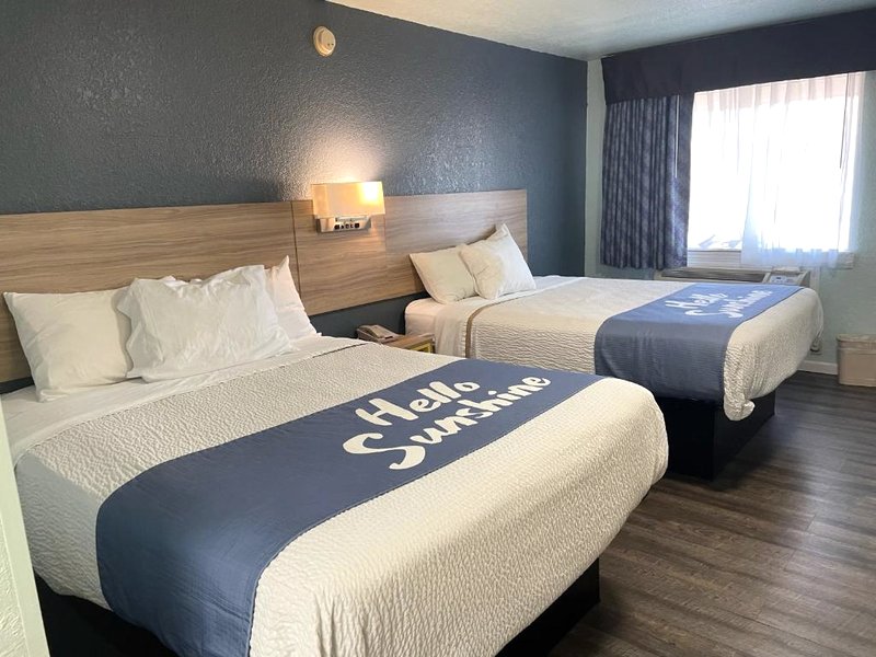 Days Inn by Wyndham Prattの写真