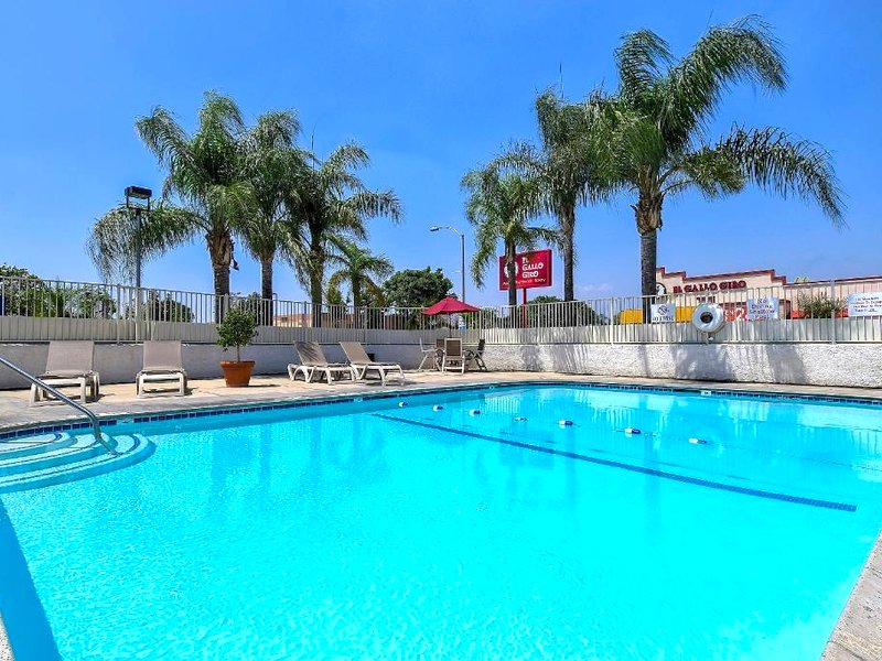Motel 6 Fontana, CAの写真