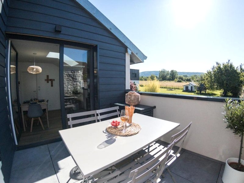 APPART-HOTEL n 3 avec terrasse, piscine, petit-dejeuner et parking privé (APPART-HOTEL n 3 avec terrasse, piscine, petit-dejeuner et parking prive)の写真