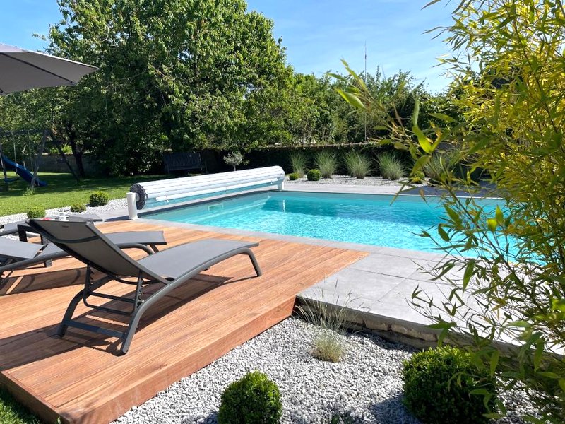 APPART-HOTEL n 3 avec terrasse, piscine, petit-dejeuner et parking privé (APPART-HOTEL n 3 avec terrasse, piscine, petit-dejeuner et parking prive)の写真