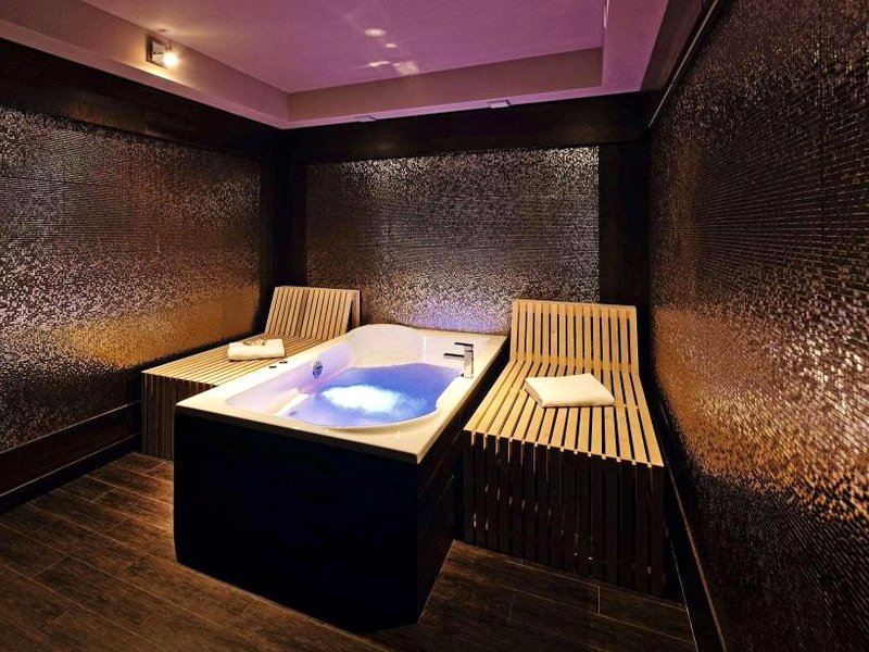 グランデッツァ ホテル ラグジュアリー パレス (Grandezza Hotel Luxury Palace)の写真