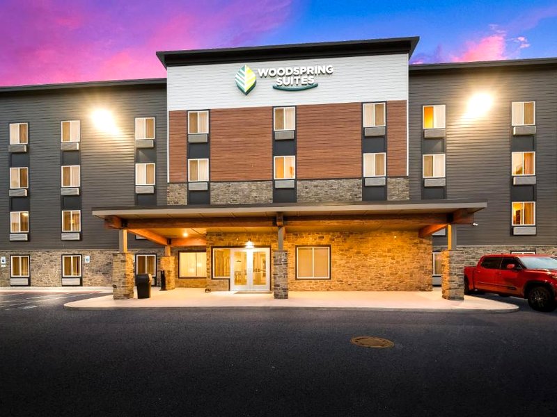 WoodSpring Suites East Lansing - University Areaの写真