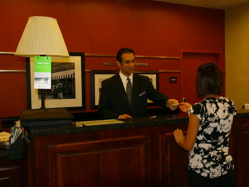 ハンプトン イン ＆ スイーツ バストロップ (Hampton Inn & Suites Bastrop)の写真