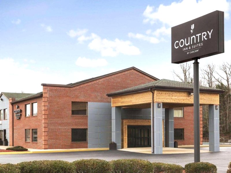カントリー イン & スイーツ バイ ラディソン ダールグレン-キング ジョージ VA (Country Inn & Suites by Radisson, Dahlgren-King George, VA)の写真