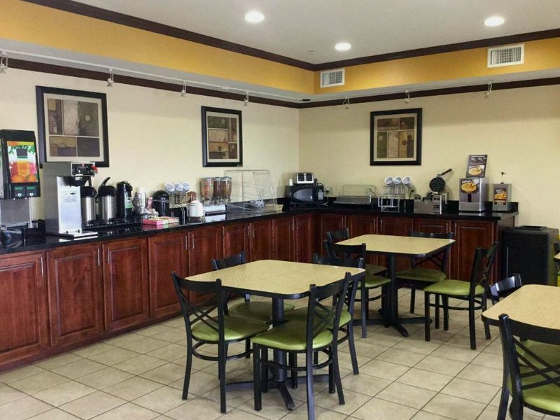 アメリカズ ベスト バリュー イン セント ロバート (Americas Best Value Inn St. Robert)の写真