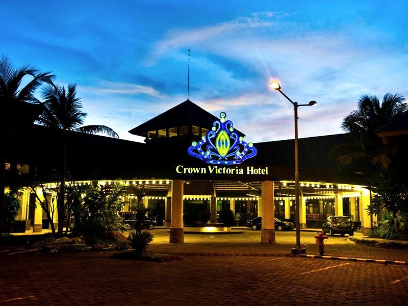 クラウン ビクトリアホテル トゥルガグン (Crown Victoria Hotel Tulungagung)の写真