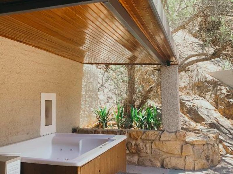 The Baths Natural Hot Springsの写真