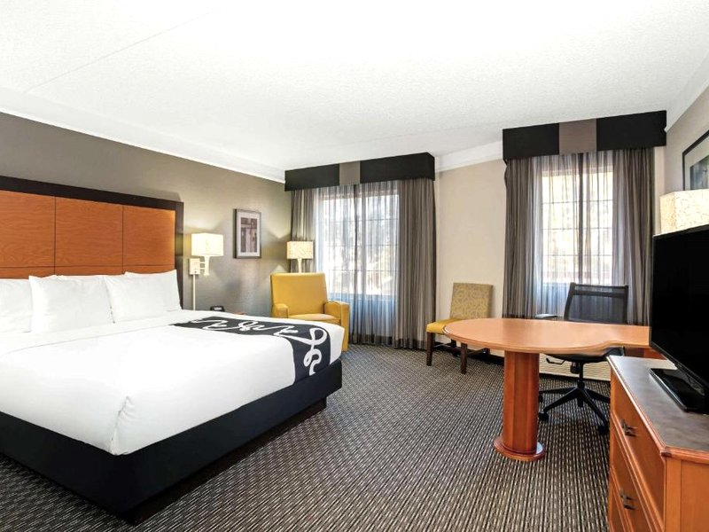 ラ キンタ イン & スイーツ バイ ウィンダム ツーソン エアポート (La Quinta Inn & Suites by Wyndham Tucson Airport)の写真