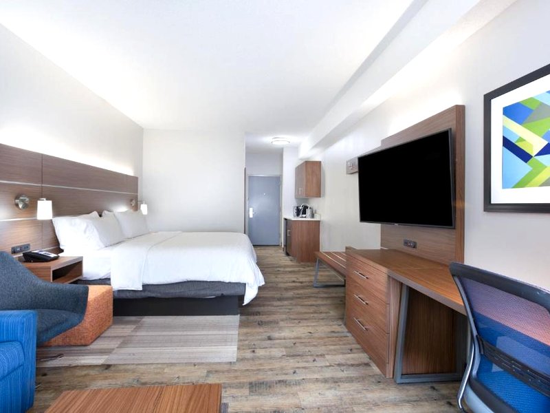 ホリデイ イン エクスプレス ホテル ＆ スイーツ モアヘッド シティ バイ IHG (Holiday Inn Express Hotel & Suites Morehead City By IHG)の写真