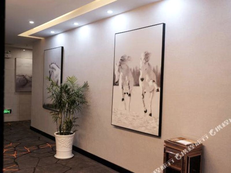Junyi Select Hotel (Suizhou Xintiandi Huayuan)の写真
