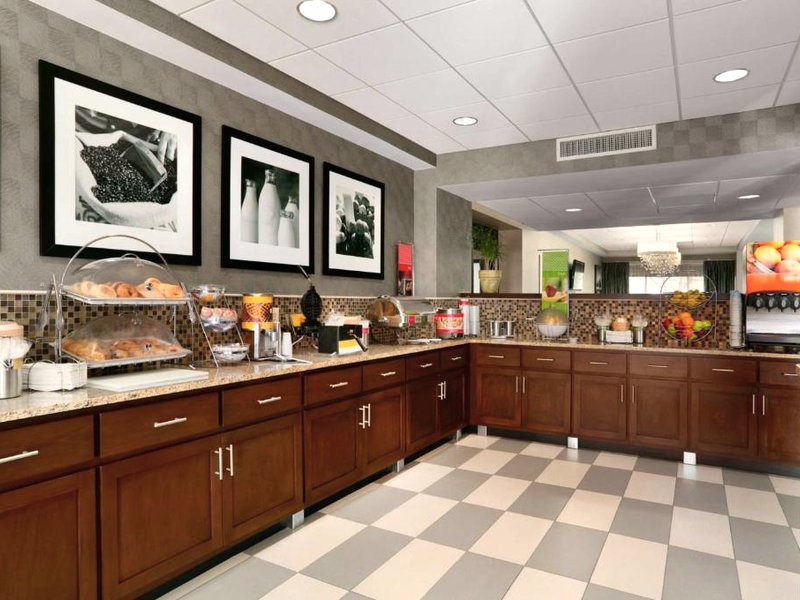 Hampton Inn Madison Huntsville Airportの写真
