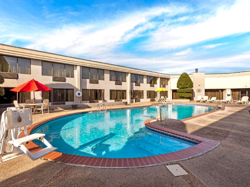 ベスト ウェスタン プラス マディソン-ハンツビル ホテル (Best Western Plus Madison-Huntsville Hotel)の写真