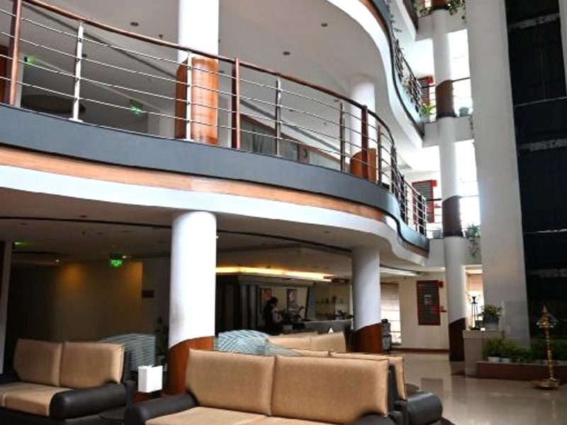 ザ マーシー ラグジュアリー ビジネス ホテル (The Mercy Luxury Business Hotel)の写真