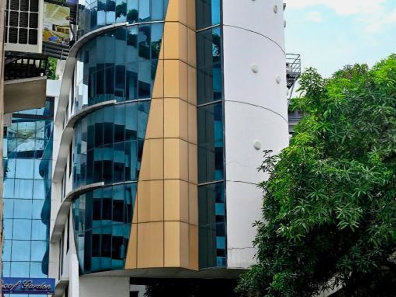 ザ マーシー ラグジュアリー ビジネス ホテル (The Mercy Luxury Business Hotel)の写真