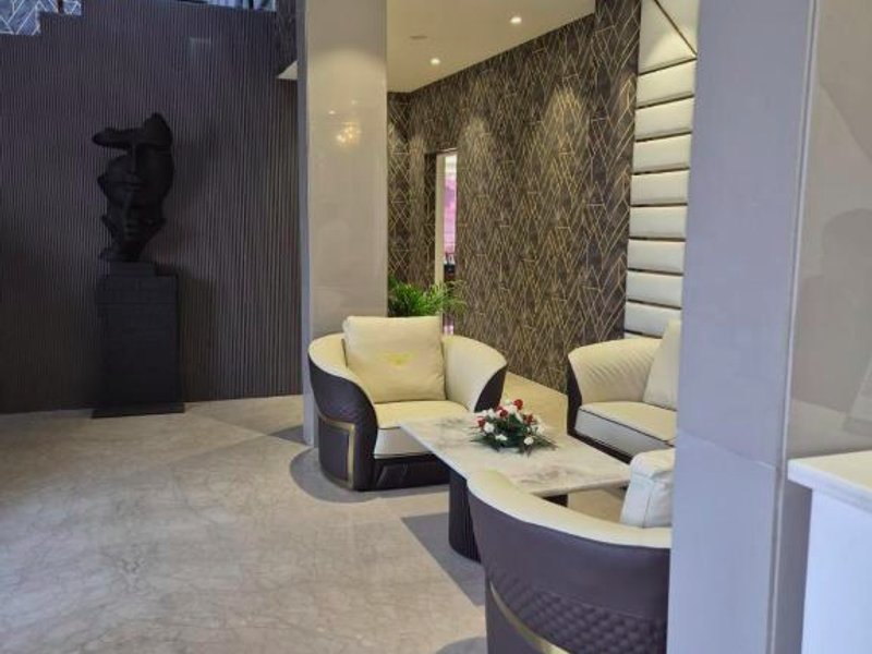 Hotel Adsan Heightsの写真