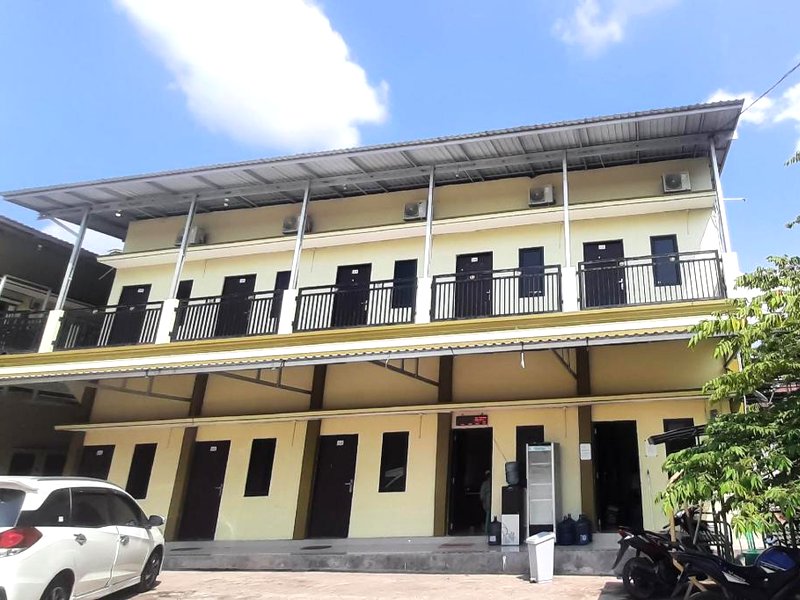 Urbanview Hotel Fira Syariah Muara Enim by RedDoorzの写真