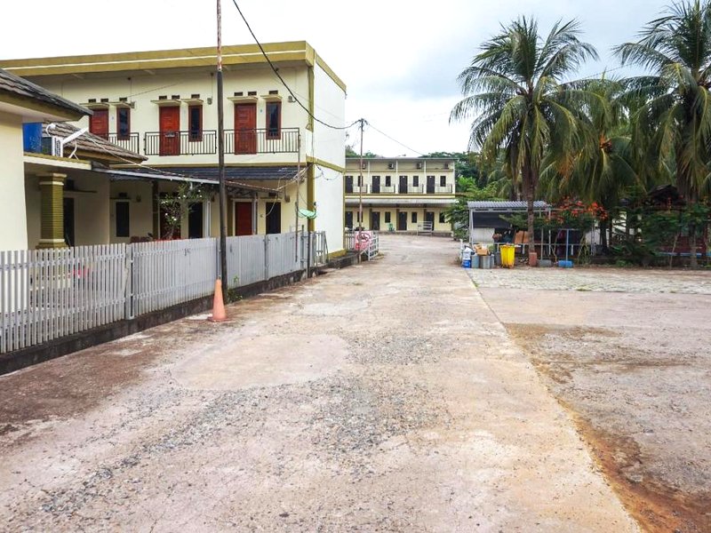 RedDoorz Syariah Near RSUD Dr HM Rabain Muara Enimの写真