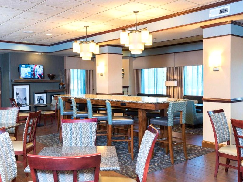 ハンプトン イン ミッドランド (Hampton Inn Midland)の写真